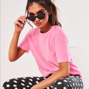 NWT HOT PINK TEE 🎀